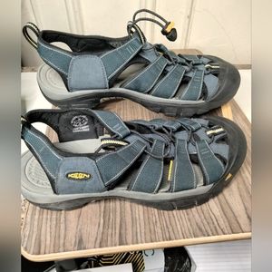 KEEN MEN'S NEWPORT H2 SANDALS SIZE 11